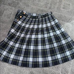 plaid skirt